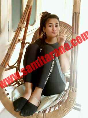 Riya Kanpur Escorts